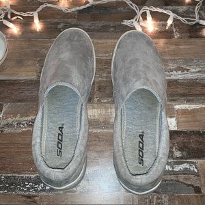 very comfortable gray shoes